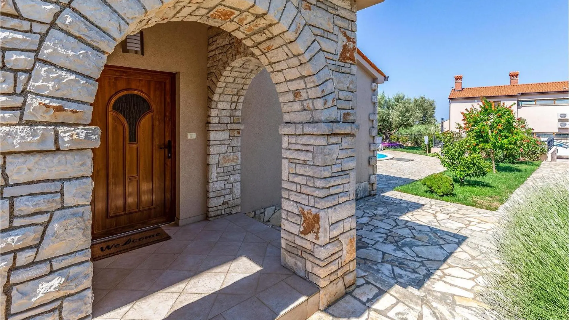 Vikendica Gorgeous Home In Galizana With Wifi